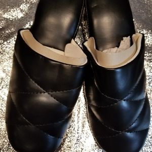 House Slippers size 6